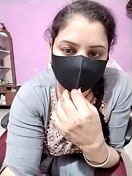 Snapshot of Ruksar-Pathan chatting on December 17, 2025, 10:31 am Ruksar-Pathan online show from December 17, 2025, 10:31 am