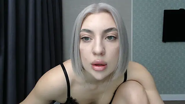 hot-sasha9 online show from February 4, 2025, 5:12 pm