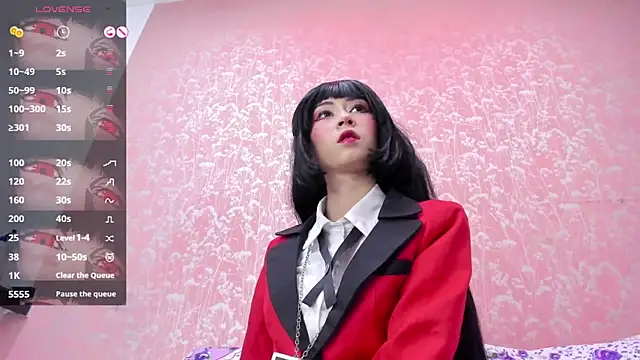 NEZUKO MITSURI online show from May 15, 2026, 5:44 pm