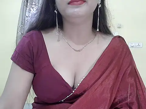 Snapshot of Model-Tanya chatting on May 7, 2026, 9:56 am Model-Tanya online show from May 7, 2026, 9:56 am