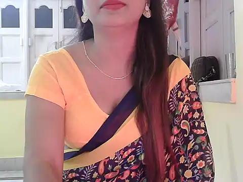 Snapshot of Model-Tanya chatting on November 20, 2025, 4:18 pm Model-Tanya online show from November 20, 2025, 4:18 pm