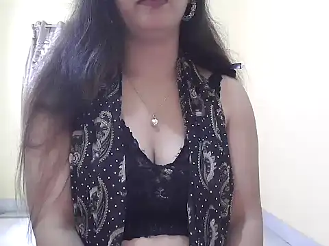 Snapshot of Model-Tanya chatting on March 14, 2026, 7:47 am Model-Tanya online show from March 14, 2026, 7:47 am