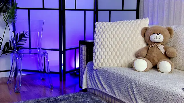 Snapshot of OnlyXandra chatting on November 24, 2025, 5:51 am OnlyXandra online show from November 24, 2025, 5:51 am