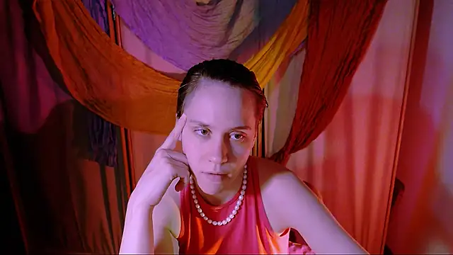 Snapshot of Malinax chatting on November 14, 2025, 10:46 pm Malinax online show from November 14, 2025, 10:46 pm