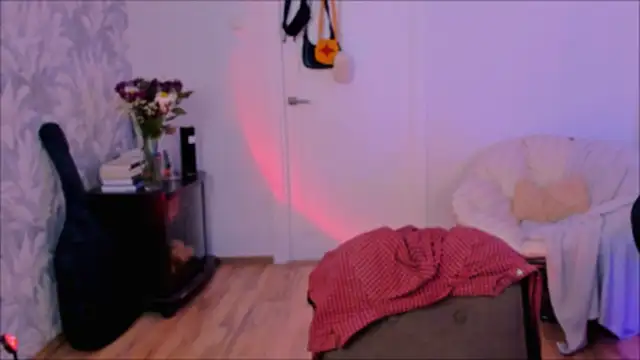 Malinax online show from April 16, 2026, 1:01 pm