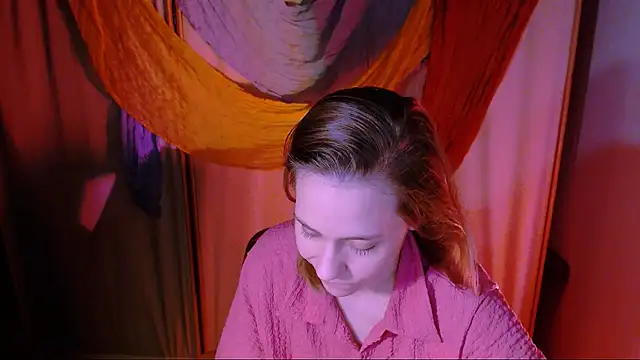 Snapshot of Malinax chatting on November 9, 2025, 11:09 pm Malinax online show from November 9, 2025, 11:09 pm