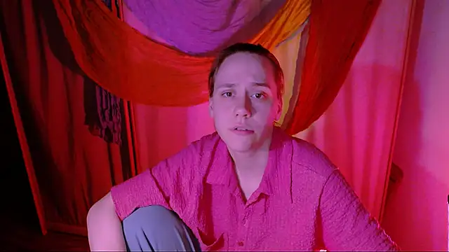 Snapshot of Malinax chatting on November 11, 2025, 10:26 pm Malinax online show from November 11, 2025, 10:26 pm