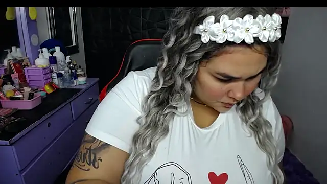 Snapshot of Fernanda_Big_Boobs chatting on January 12, 2025, 6:39 am Fernanda Big Boobs online show from January 12, 2025, 6:39 am