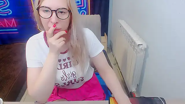 kerakiss877 online show from March 27, 2026, 1:58 am