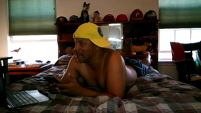 Snapshot of pimpdaddy4ever chatting on November 2, 2025, 7:52 pm pimpdaddy4ever online show from November 2, 2025, 7:52 pm