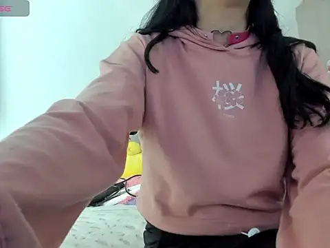 Snapshot of seduction_party chatting on December 3, 2025, 8:52 pm seduction party online show from December 3, 2025, 8:52 pm