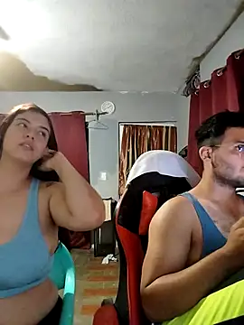 Snapshot of Carandrew chatting on October 28, 2025, 4:24 am Carandrew online show from October 28, 2025, 4:24 am