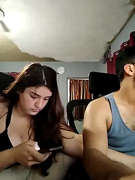 Snapshot of Carandrew chatting on November 21, 2025, 4:22 am Carandrew online show from November 21, 2025, 4:22 am