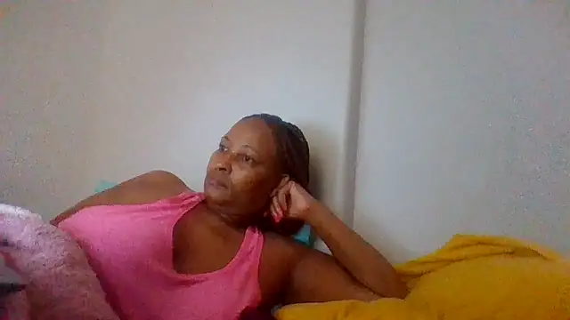 BabeAssXX online show from April 11, 2026, 5:15 am