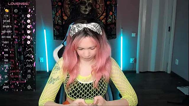 Snapshot of Project_hisoka chatting on December 14, 2025, 1:12 am Project hisoka online show from December 14, 2025, 1:12 am