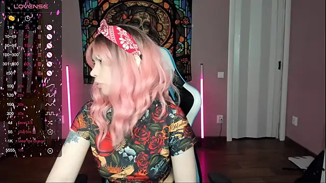 Snapshot of Project_hisoka chatting on November 12, 2025, 3:05 pm Project hisoka online show from November 12, 2025, 3:05 pm