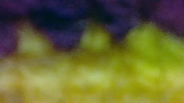 Jennxdolls online show from April 13, 2026, 3:32 am