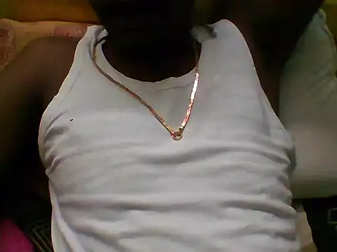 Snapshot of bas1cooks chatting on December 22, 2025, 4:18 pm bas1cooks online show from December 22, 2025, 4:18 pm