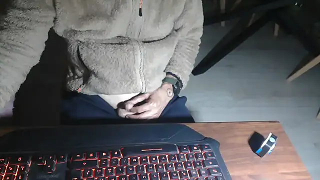 Adri gard online show from April 9, 2026, 8:26 pm