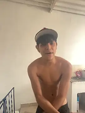 Snapshot of SpicyBoy_ chatting on October 25, 2025, 7:25 pm SpicyBoy  online show from October 25, 2025, 7:25 pm