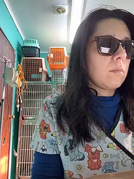 Reinacatchile online show from February 16, 2026, 10:18 pm