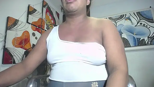Snapshot of tsbigcock10incock chatting on September 10, 2025, 3:38 am tsbigcock10incock online show from September 10, 2025, 3:38 am