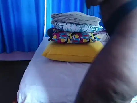 Snapshot of massive_squirts chatting on November 5, 2025, 11:24 am massive squirts online show from November 5, 2025, 11:24 am