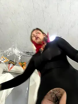 dirty mistress 69 online show from October 29, 2025, 2:05 pm