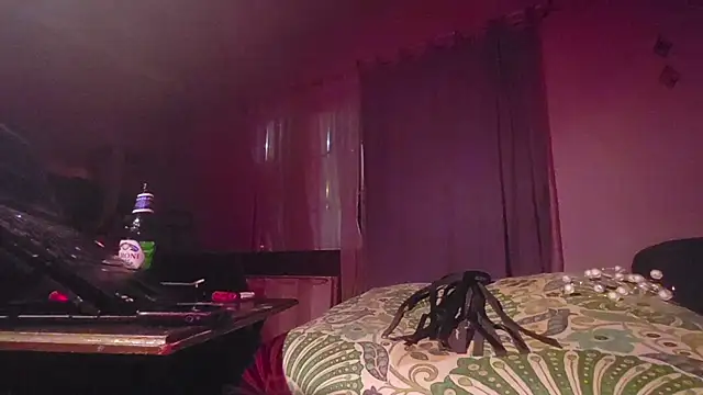 estivalia xxx online show from April 9, 2026, 2:13 am