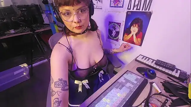Snapshot of estivalia_xxx chatting on June 14, 2026, 1:46 am estivalia xxx online show from June 14, 2026, 1:46 am