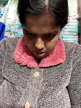 Beauty-queen online show from December 19, 2025, 10:39 am