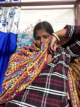 Beauty-queen online show from February 10, 2026, 3:11 pm