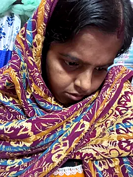 Snapshot of Beauty-queen chatting on November 16, 2025, 2:11 pm Beauty-queen online show from November 16, 2025, 2:11 pm