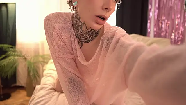 Snapshot of ifuckingtoy_ chatting on February 21, 2026, 11:01 am ifuckingtoy online show from February 21, 2026, 11:01 am