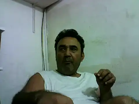 Snapshot of enginbasar chatting on December 11, 2024, 7:14 pm enginbasar online show from December 11, 2024, 7:14 pm