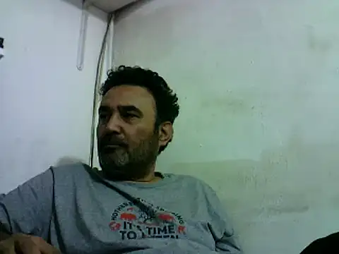 Snapshot of enginbasar chatting on January 21, 2025, 8:00 pm enginbasar online show from January 21, 2025, 8:00 pm