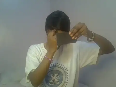 Snapshot of Sweet_Vinkah chatting on September 30, 2025, 8:37 pm Sweet Vinkah online show from September 30, 2025, 8:37 pm