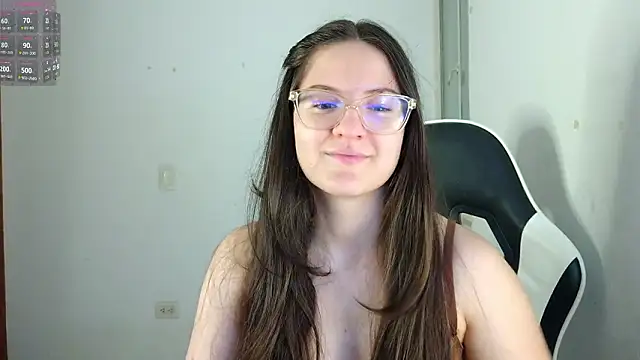 Snapshot of livgomez chatting on March 15, 2026, 2:07 am livgomez online show from March 15, 2026, 2:07 am