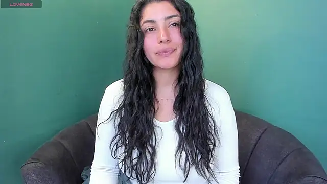 Danna 777  online show from December 15, 2025, 7:09 pm