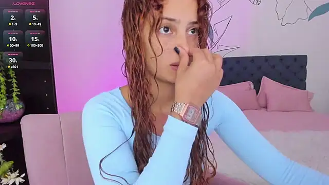 Snapshot of georgina_palacios chatting on February 24, 2025, 1:21 pm georgina palacios online show from February 24, 2025, 1:21 pm