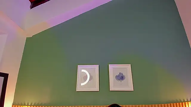  anavictoria  online show from March 20, 2025, 6:42 pm