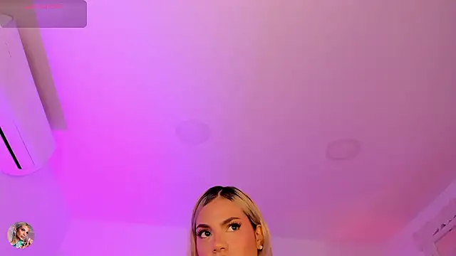 Shelynna azzul online show from March 8, 2026, 8:12 pm