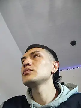 Tifanny Sweett online show from November 30, 2025, 5:36 pm