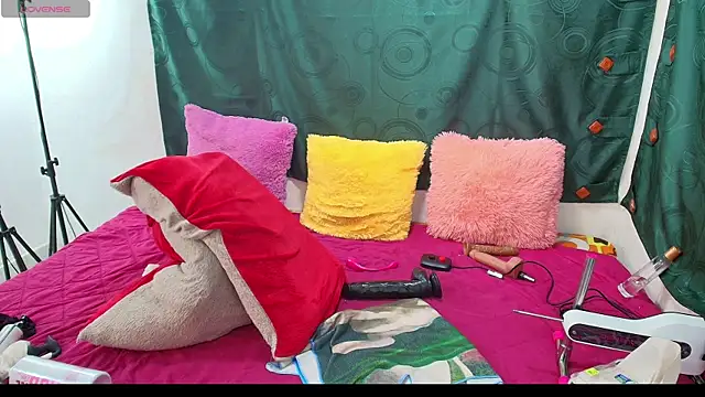 Snapshot of CrazyDirty_Barbarian chatting on October 25, 2025, 11:49 pm CrazyDirty Barbarian online show from October 25, 2025, 11:49 pm