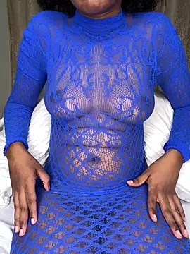 Snapshot of Ravishing_Rubi chatting on April 7, 2026, 9:05 pm Ravishing Rubi online show from April 7, 2026, 9:05 pm