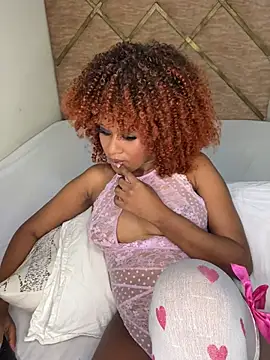 Snapshot of Ravishing_Rubi chatting on March 15, 2025, 12:36 am Ravishing Rubi online show from March 15, 2025, 12:36 am