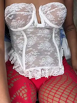 Snapshot of Ravishing_Rubi chatting on May 1, 2026, 1:54 am Ravishing Rubi online show from May 1, 2026, 1:54 am