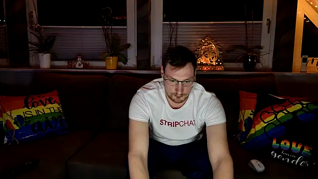 Relsxboy online show from December 7, 2024, 7:16 pm