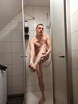 Relsxboy online show from December 27, 2024, 8:07 pm