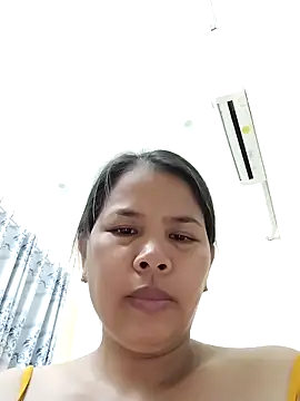 Snapshot of Lanyingxin18 chatting on March 3, 2025, 10:42 pm Lanyingxin18 online show from March 3, 2025, 10:42 pm